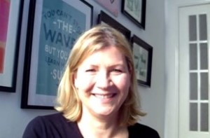 Screenshot von Moderatorin Heidrun Meder 